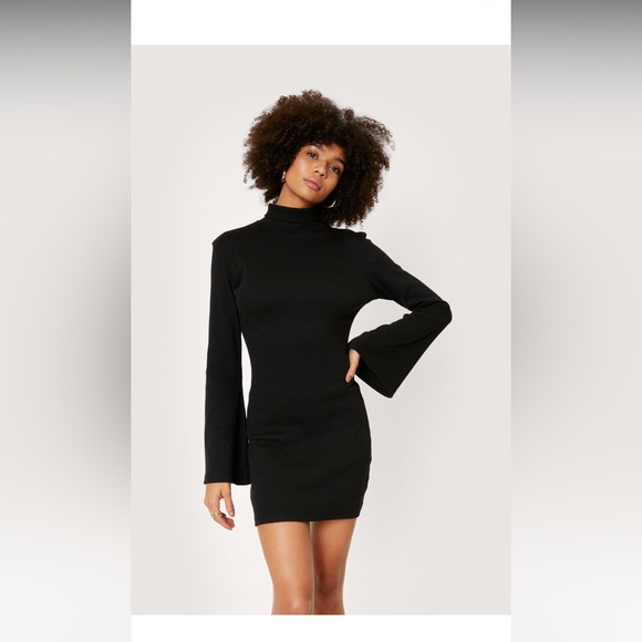 NWT Nasty Gal High Neck Flared Sleeve Jersey Bodycon Mini Dress in a size 6 - Picture 1 of 7